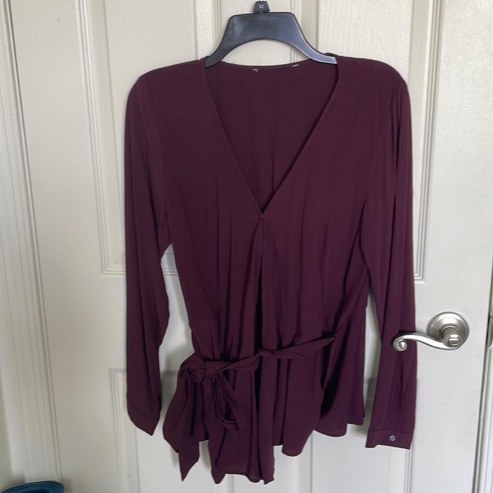 NWOT Loft petite medium plum wrap blouse